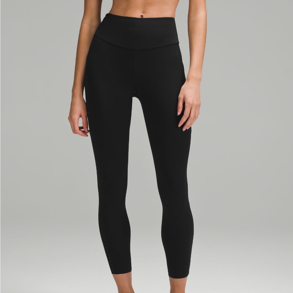 Black lululemon leggings